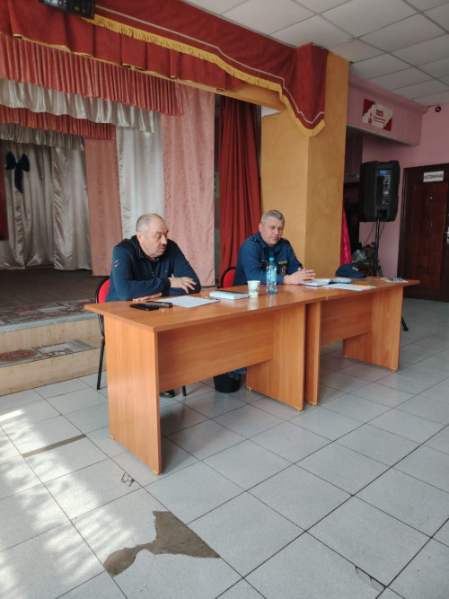 shod_grazhdan_v_p.shahta_po_pozharnoy_bezopasnosti_dokladchiki_glava_shahtinskogo_selsoveta_vilman_v.v._i_komandir_otdelnogoposta_pch-105_boldinov_d.s_0.jpeg